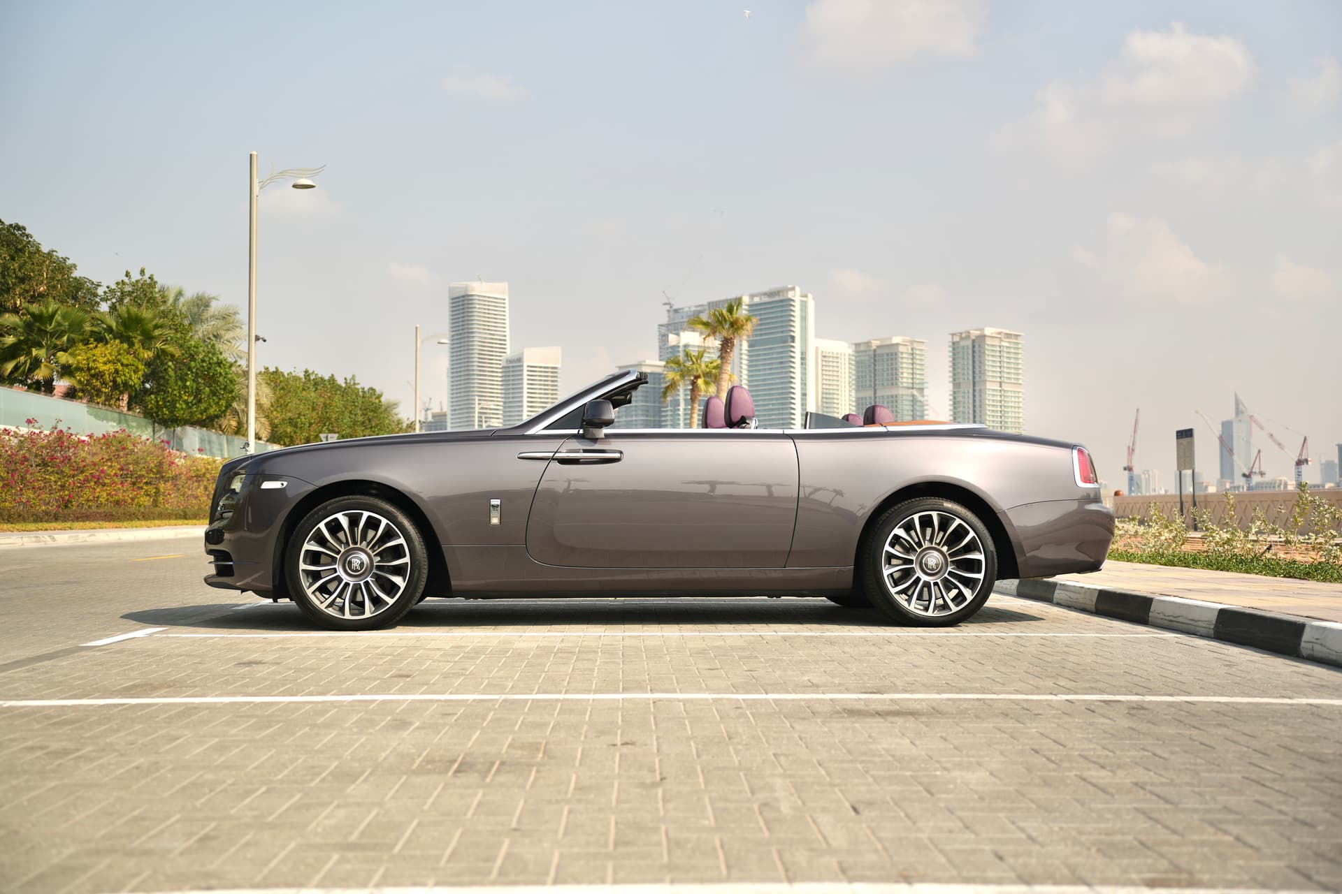 Rolls-Royce Dawn 2019 huren Dubai - Detailweergave