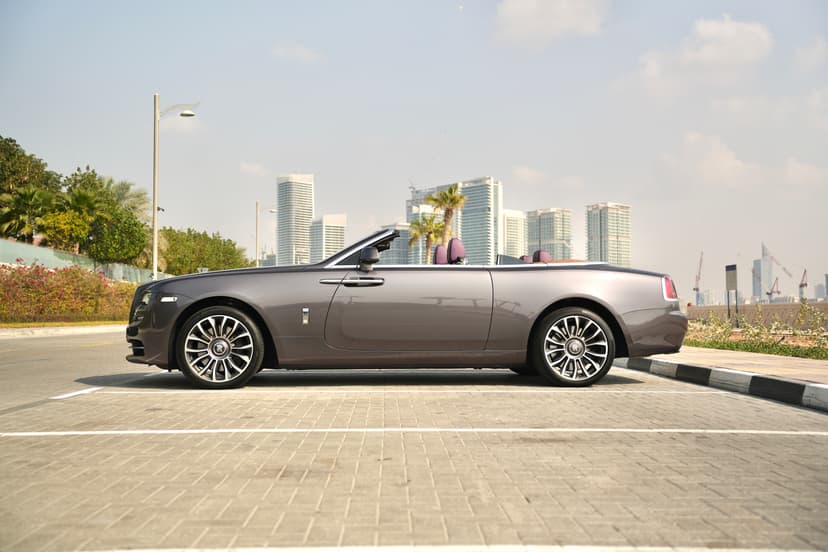 Rolls Royce Dawn 2019 Rental Dubai - View 4