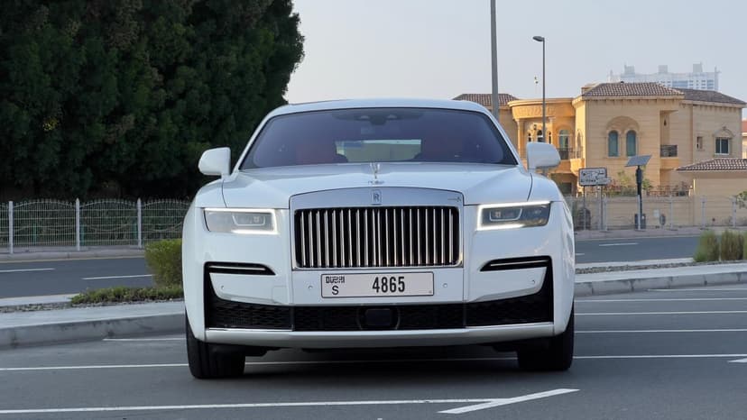 Rolls Royce Ghost 2022 Rental Dubai - View 2