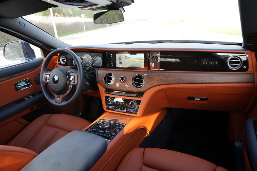 Rolls Royce Ghost 2024 Rental Dubai - View 10