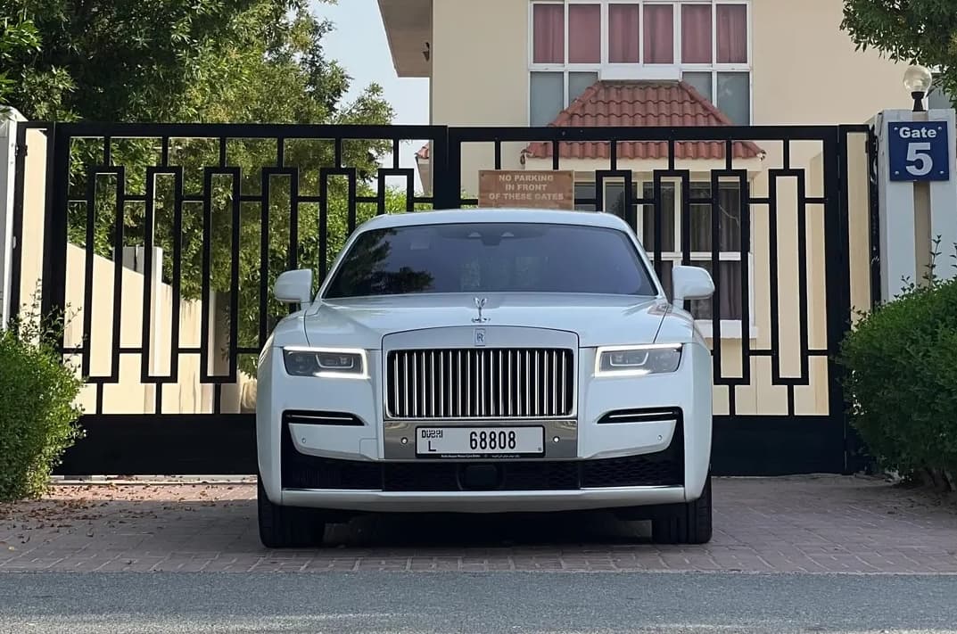 Rolls-Royce Ghost Extended Wheelbase 2022 huren Dubai - Detailweergave