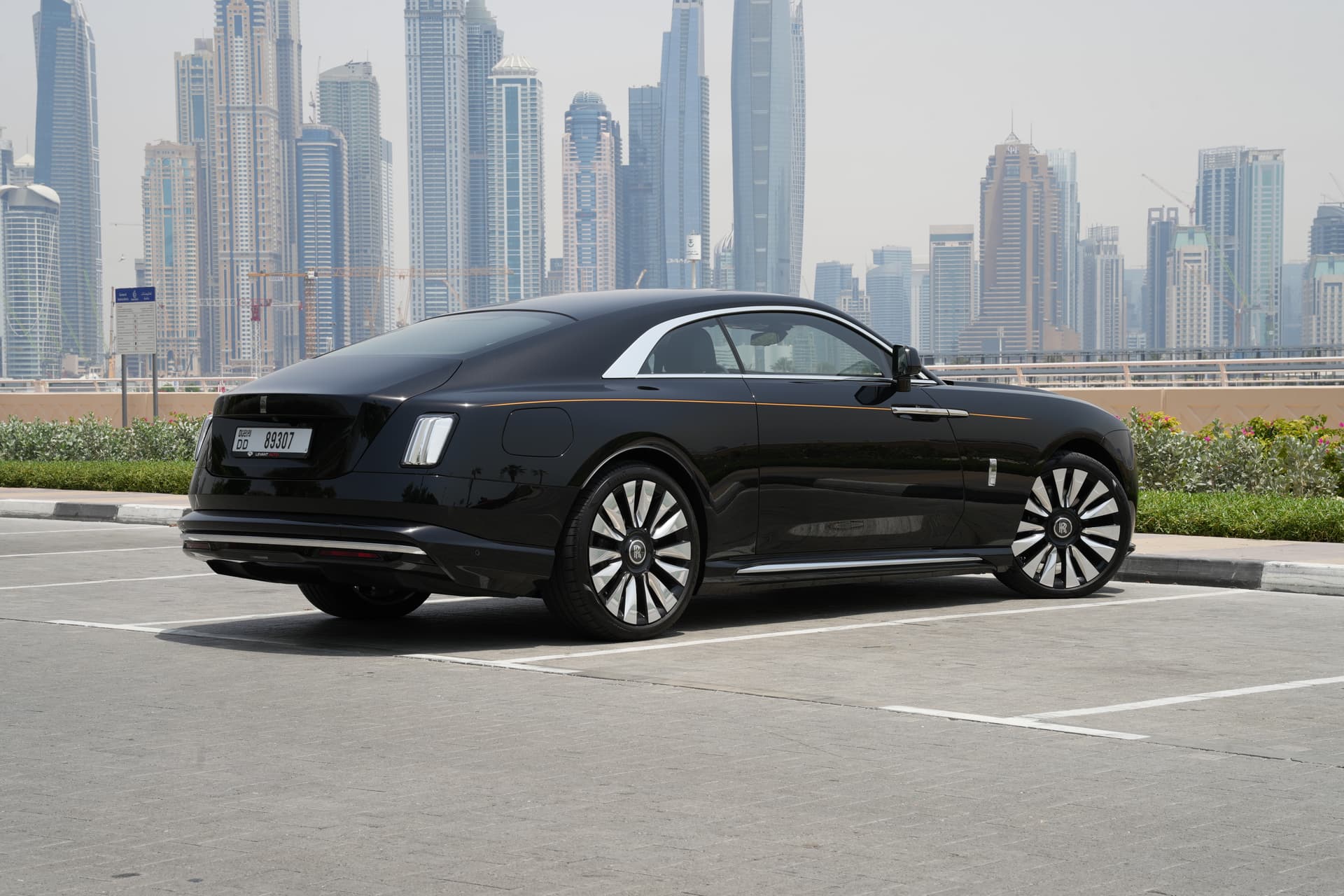 Rolls-Royce Spectre 2025 huren Dubai - Detailweergave