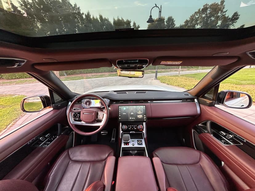 Range Rover vogue 2024 Rental Dubai - View 12