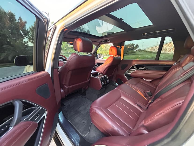 Range Rover vogue 2024 Rental Dubai - View 14