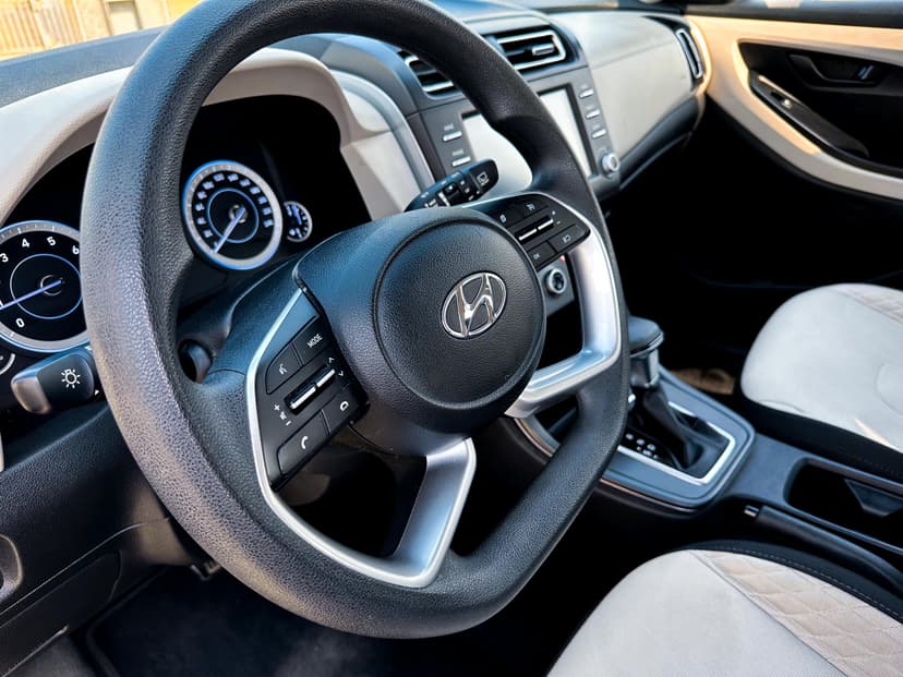 Rent HYUNDAI CRETA 2025 in UAE