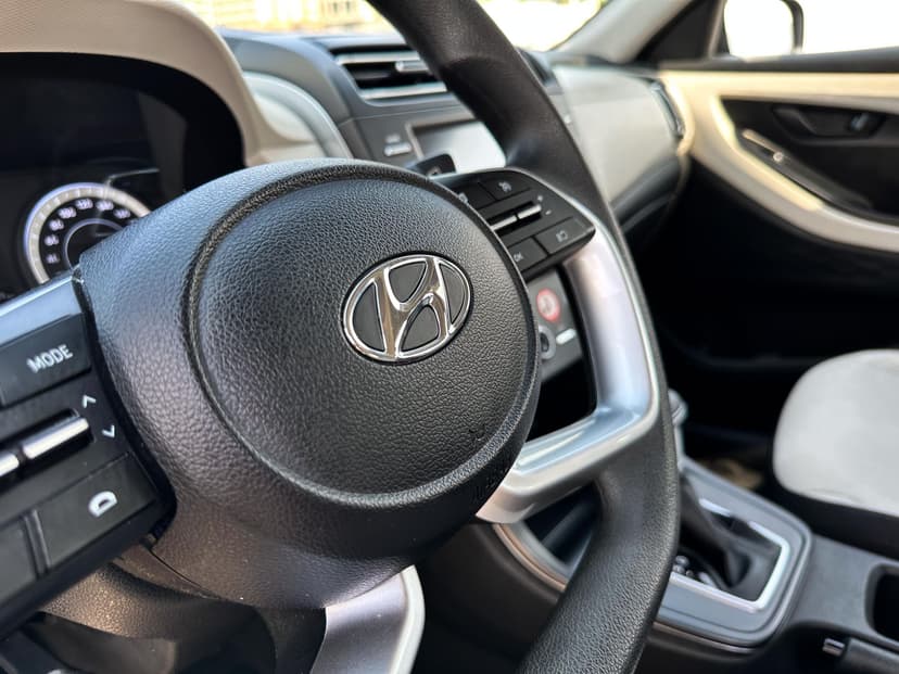 Rent HYUNDAI CRETA 2025 in UAE