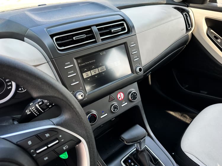Rent HYUNDAI CRETA 2025 in UAE