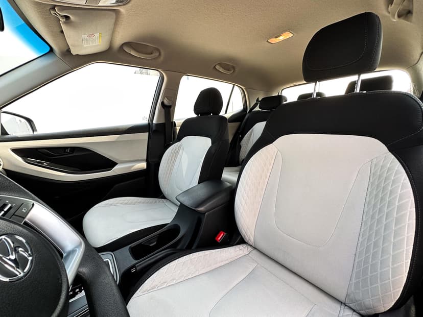 Rent HYUNDAI CRETA 2025 in UAE