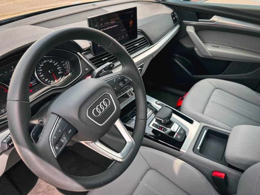 Rent AUDI Q5 2024 in UAE