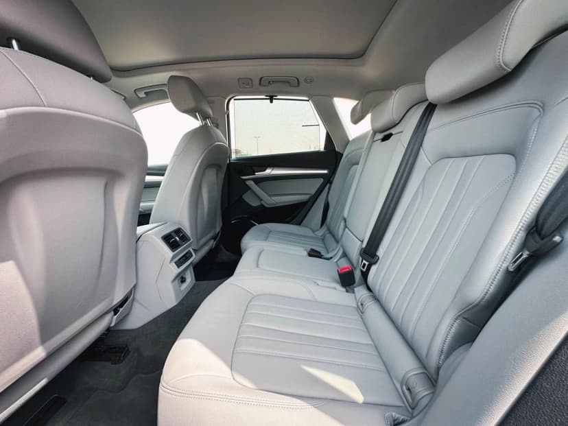 Rent AUDI Q5 2024 in UAE