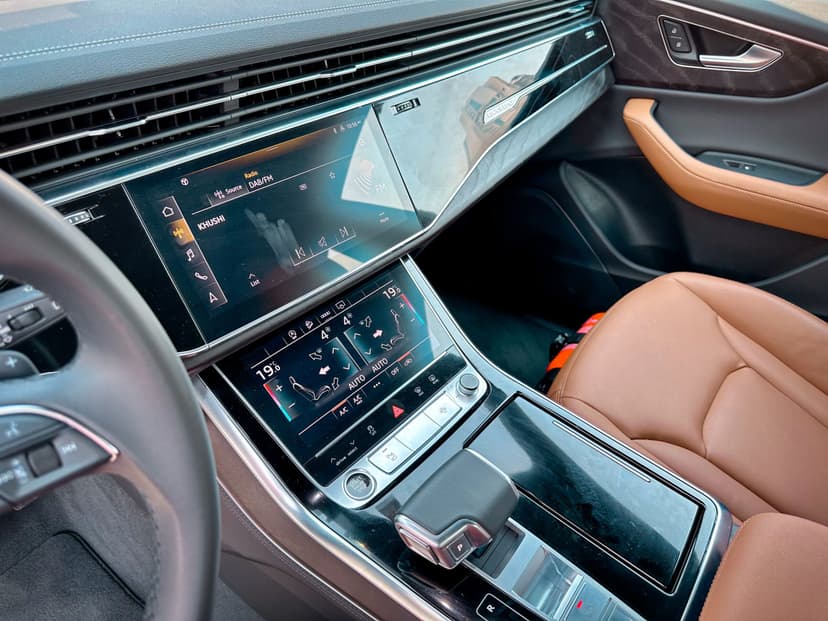 AUDI Q8 2023 Rental Dubai - View 14