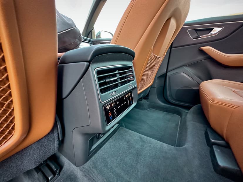 AUDI Q8 2023 Rental Dubai - View 6