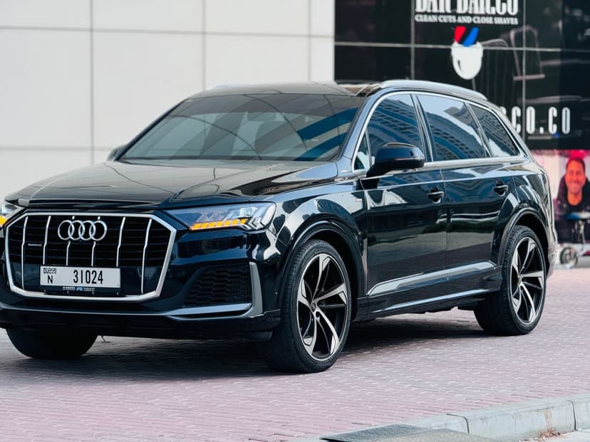 Audi Q7 2022 Rental Dubai - View 1