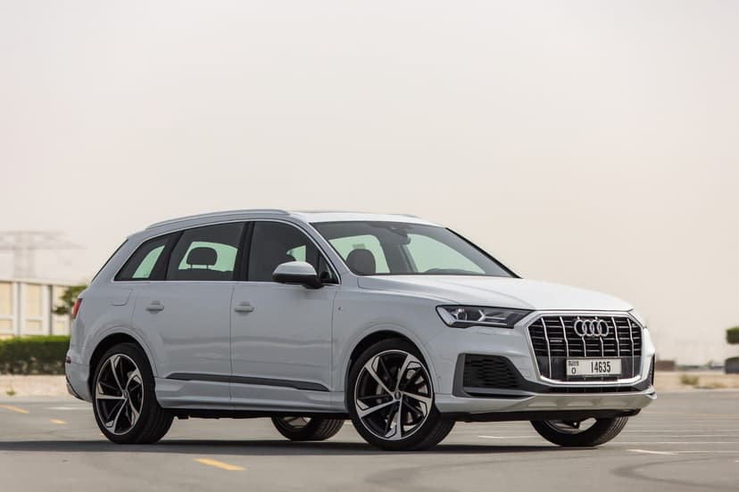 Rent Audi Q7 2023 in UAE