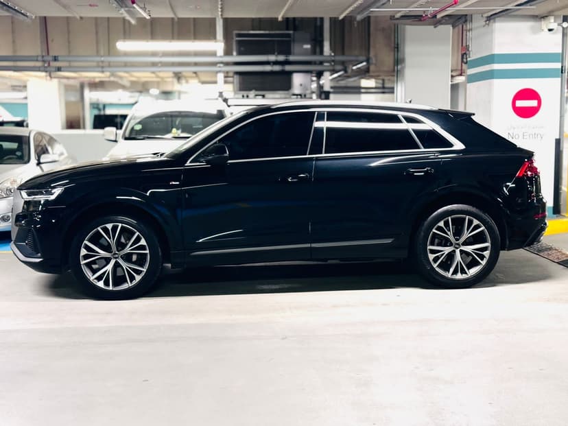 Audi Q8 2022 Rental Dubai - View 3