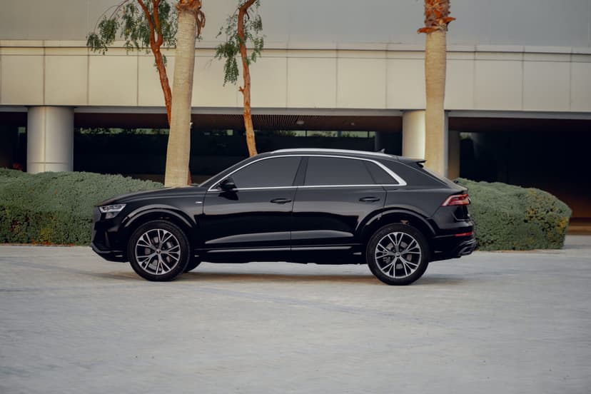 Rent Audi Q8 2023 in UAE
