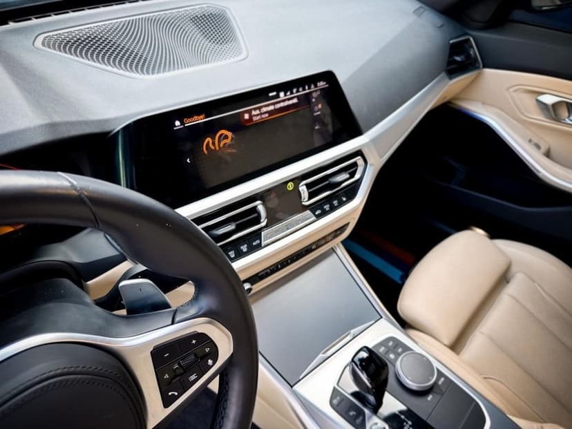 BMW 320i 2022 Rental Dubai - View 7