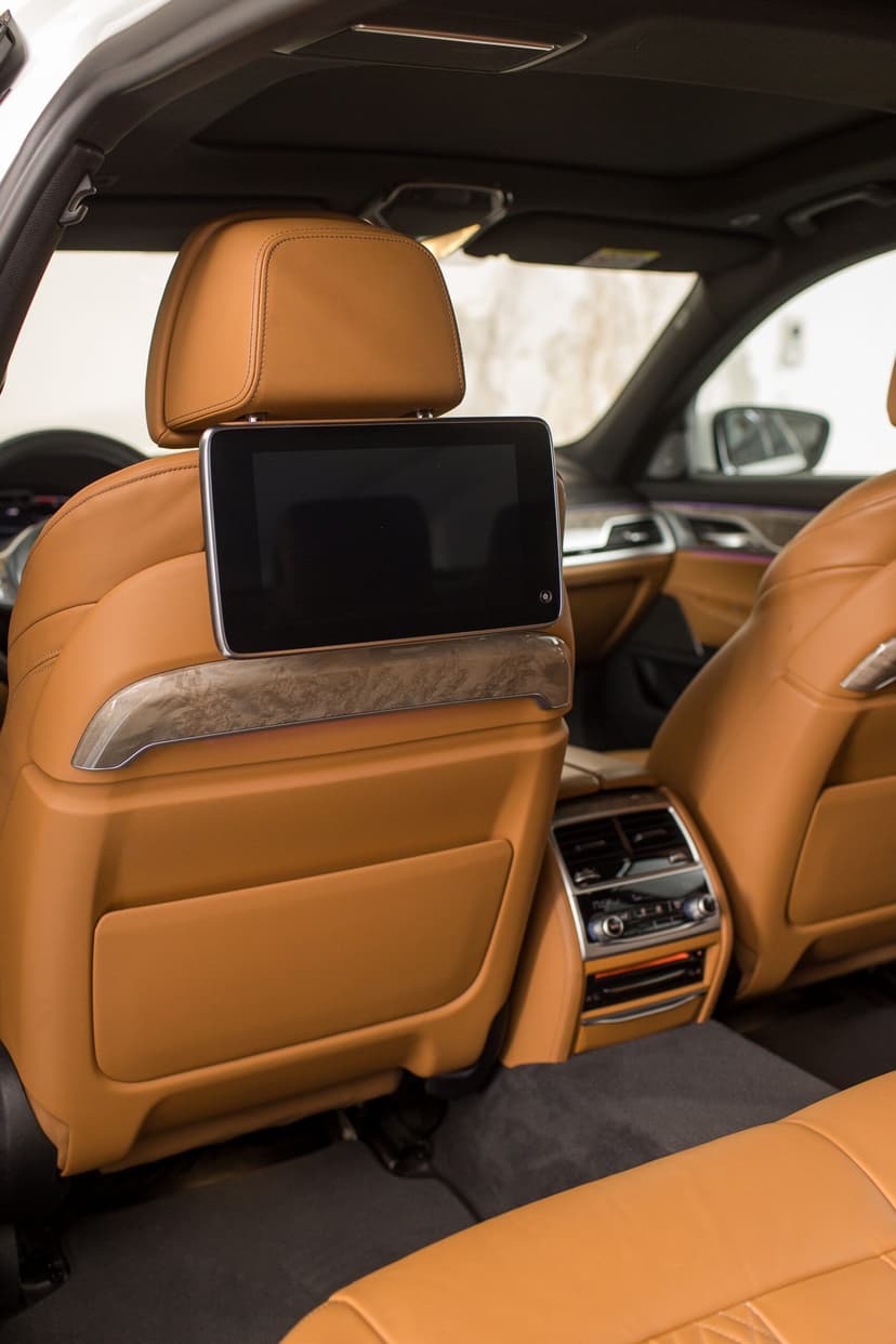 BMW 730i 2022 Rental Dubai - View 5