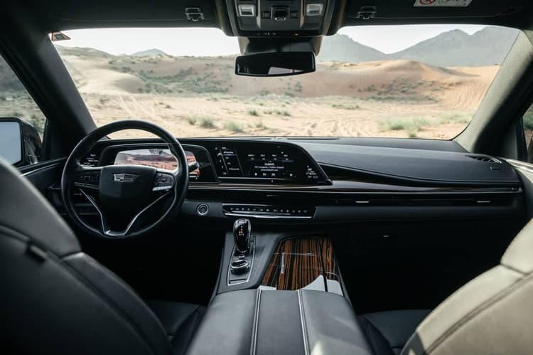 CADILLAC ESCALADE 2021 Rental Dubai - View 4