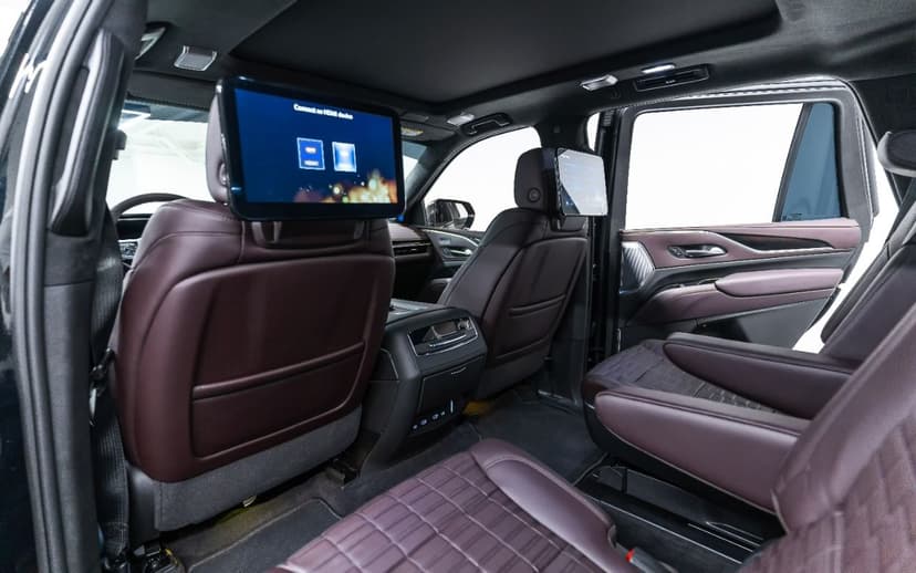 Cadillac Escalade Platinum Sport 2023 Rental Dubai - View 5