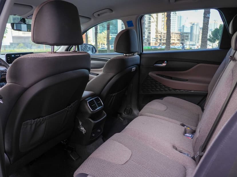 Hyundai Santa Fe 2023 Rental Dubai - View 7