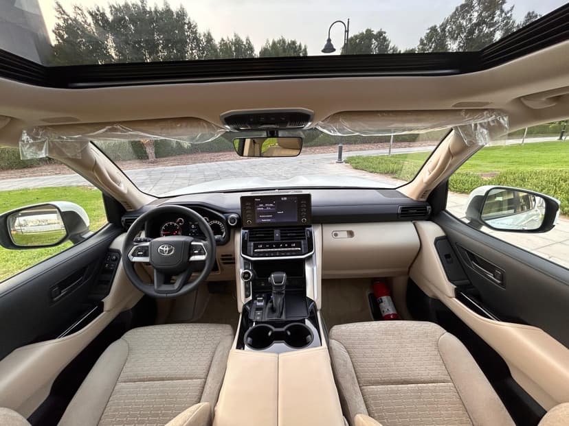 LAND CRUISER 2024 Rental Dubai - View 11