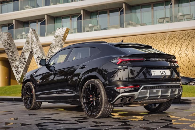 Rent Lamborghini Urus 2021 in UAE