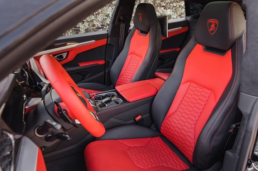 Rent Lamborghini Urus 2021 in UAE