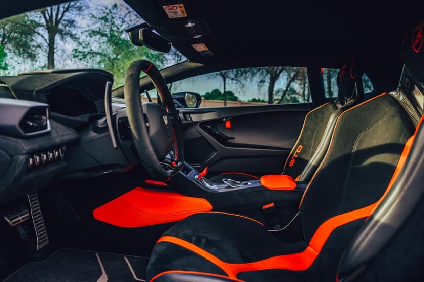 Lamborghini Huracan STO 2022 Rental Dubai - View 8