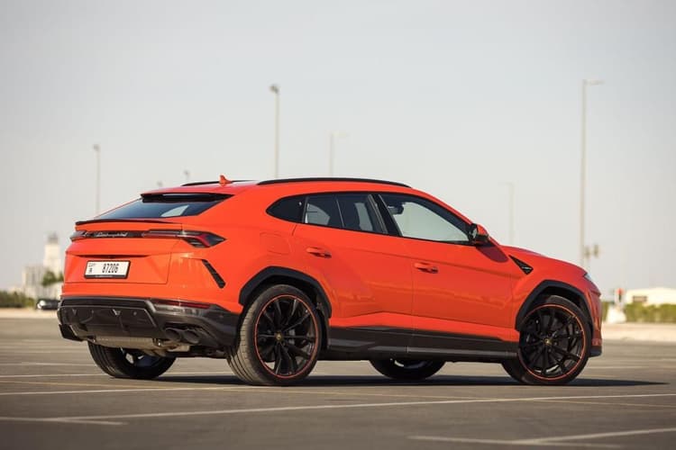 Rent Lamborghini Urus 2023 in UAE