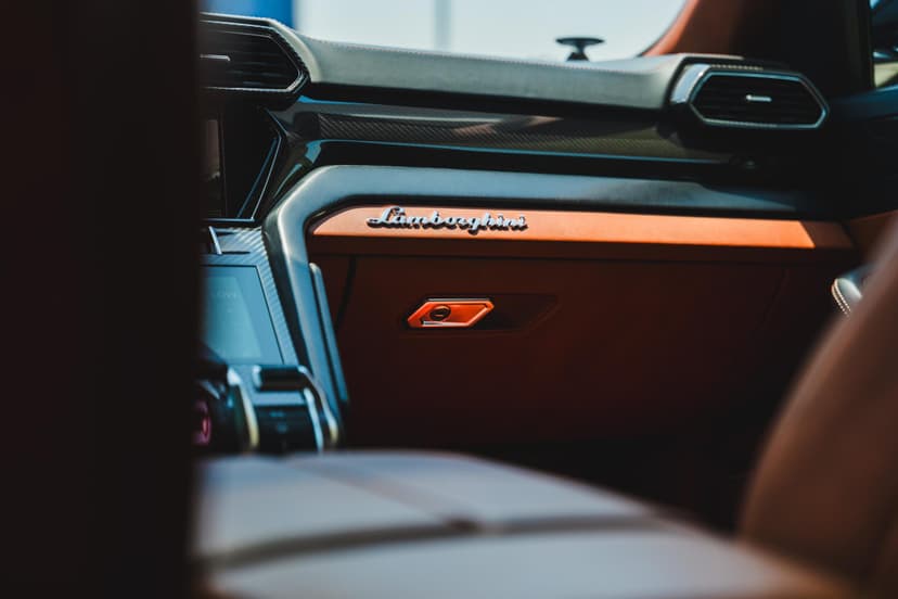 Lamborghini Urus Black 2022 Rental Dubai - View 8