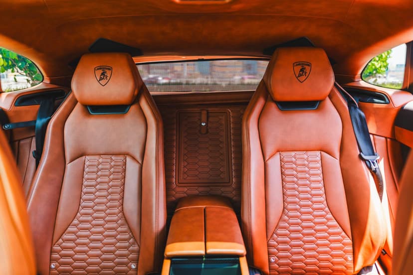 Lamborghini Urus Black 2022 Rental Dubai - View 6