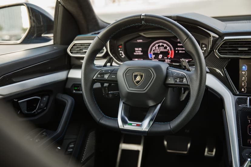 Rent Lamborghini urus 2022 in UAE