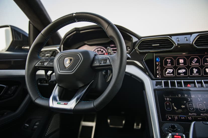 Rent Lamborghini urus 2022 in UAE