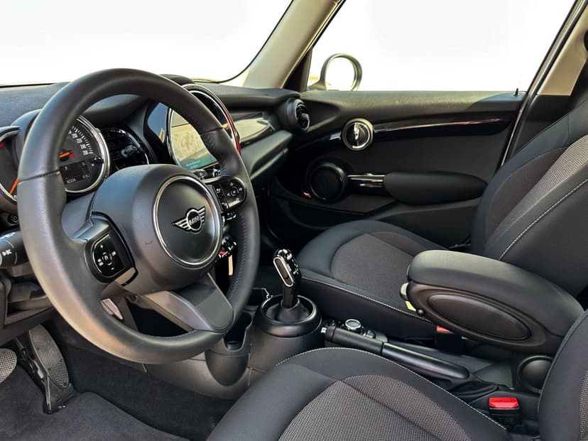 MINI COOPER 2024 Rental Dubai - View 13