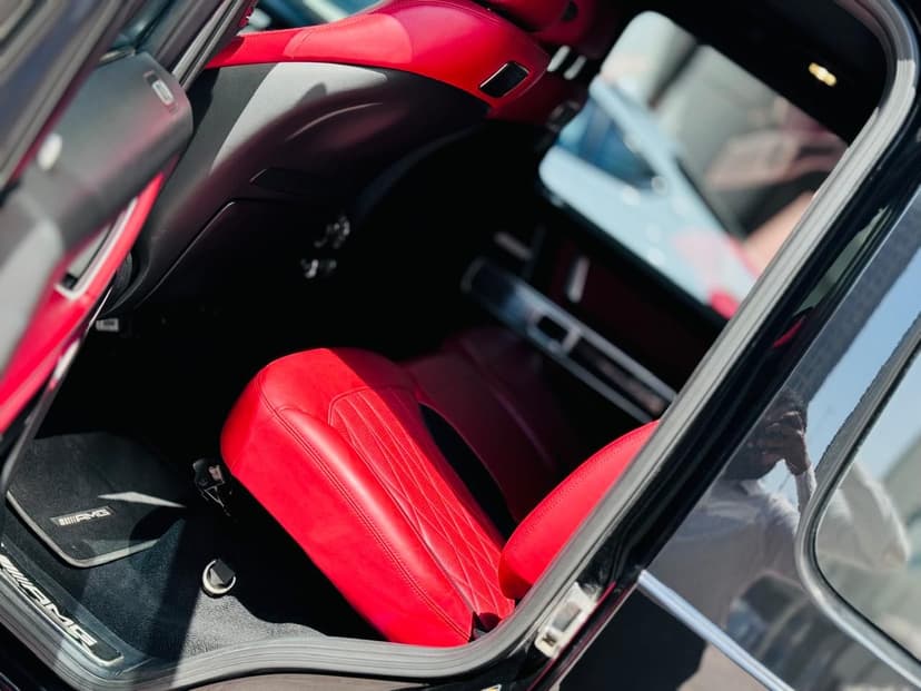 Mercedes G63 2023 Rental Dubai - View 3