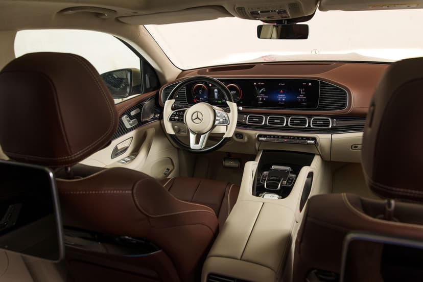 Rent Mercedes GLS600 Maybach 2023 in UAE