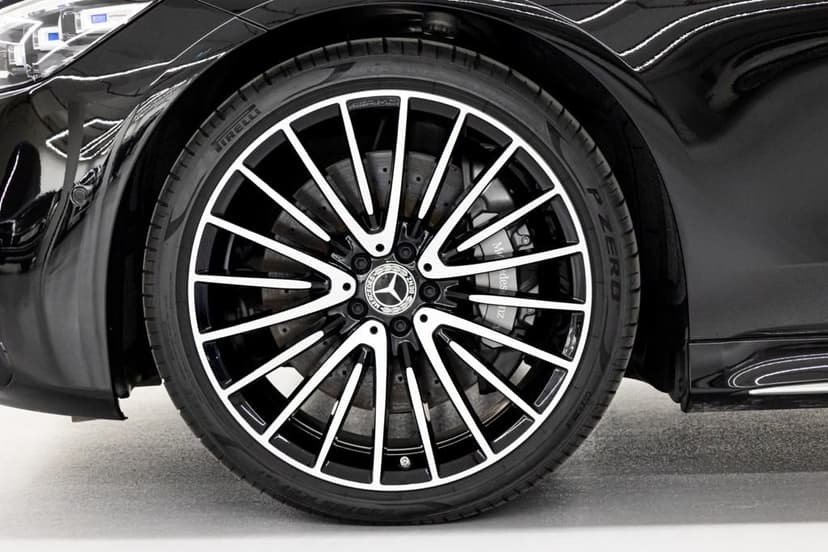 Mercedes-Benz S-500 2023 Rental Dubai - View 7