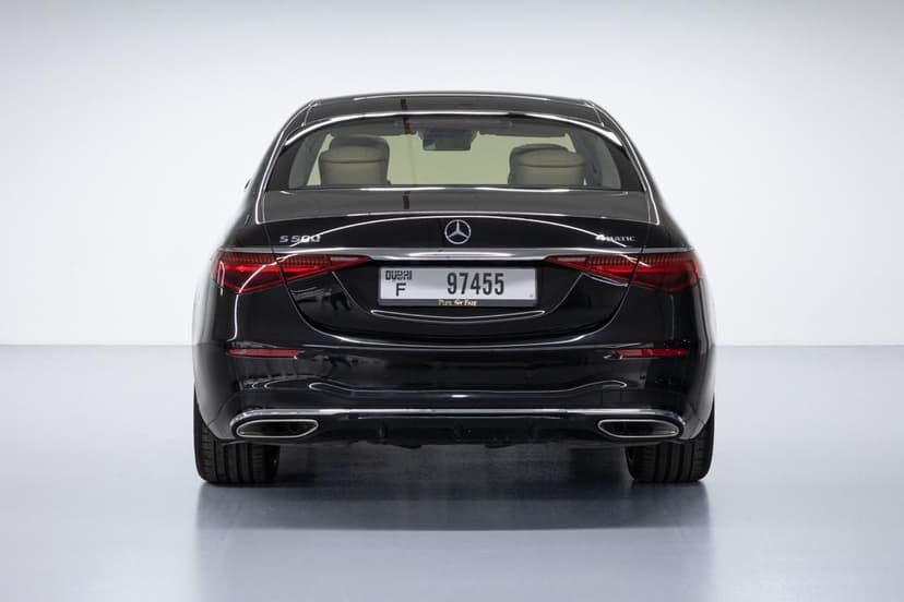 Mercedes-Benz S-500 2023 Rental Dubai - View 3