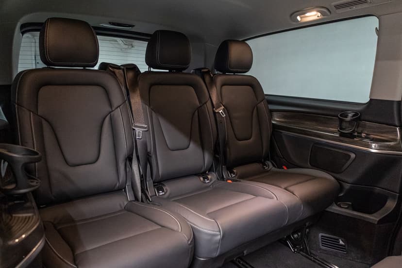 Mercedes-Benz V-class V250 2024 Rental Dubai - View 10