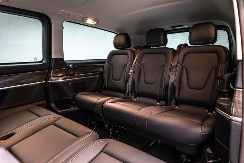 Mercedes-Benz V-class V250 2024 Rental Dubai - View 11