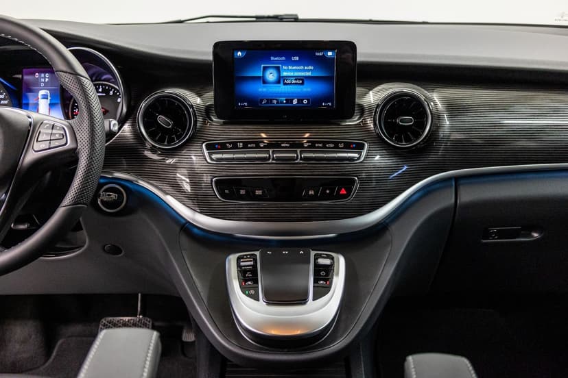 Mercedes-Benz V-class V250 2024 Rental Dubai - View 12