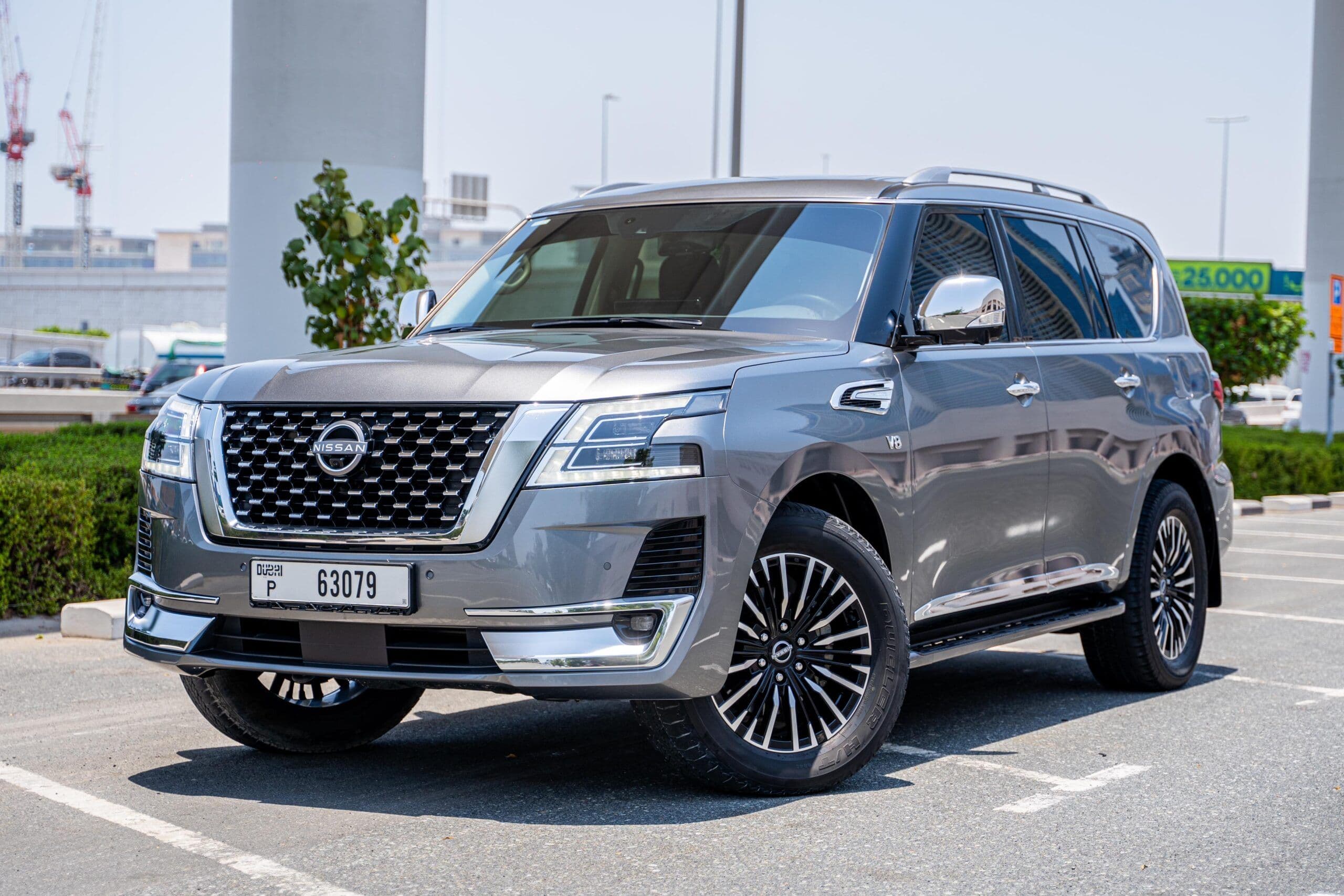 nissan-patrol-le-platinum-2022-1