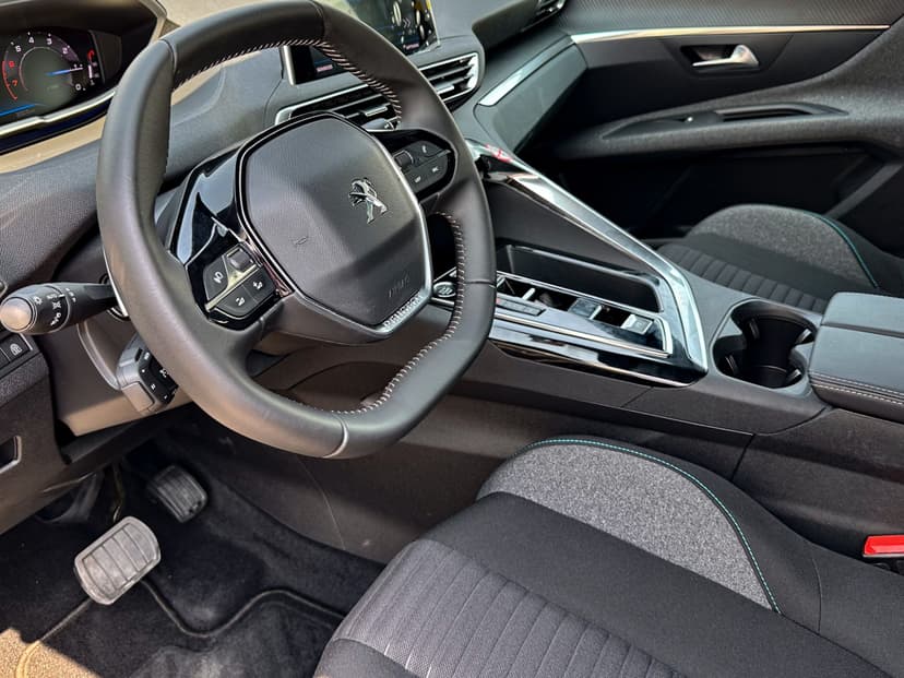 Rent PEUGEOT 3008 2024 in UAE