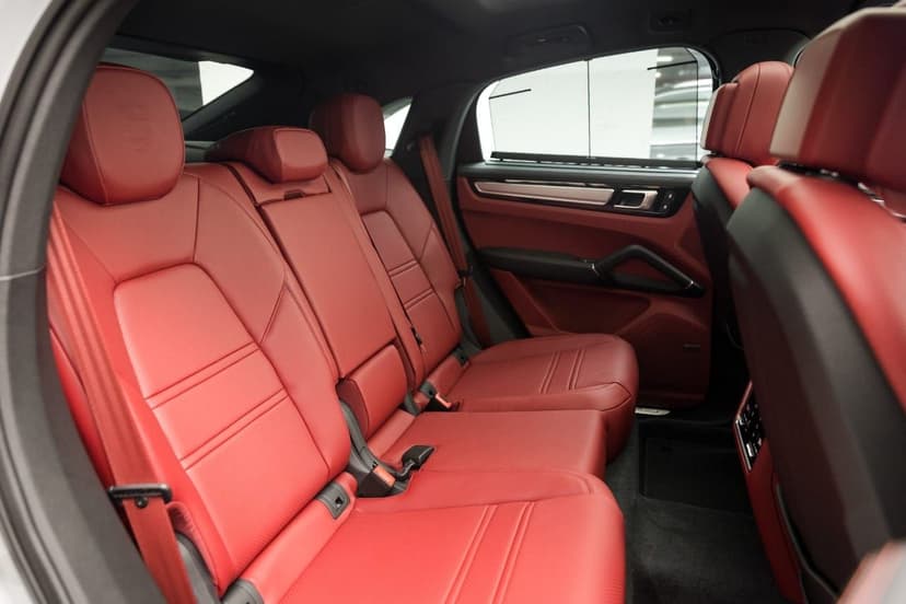 Rent Porsche Cayenne 2023 in UAE