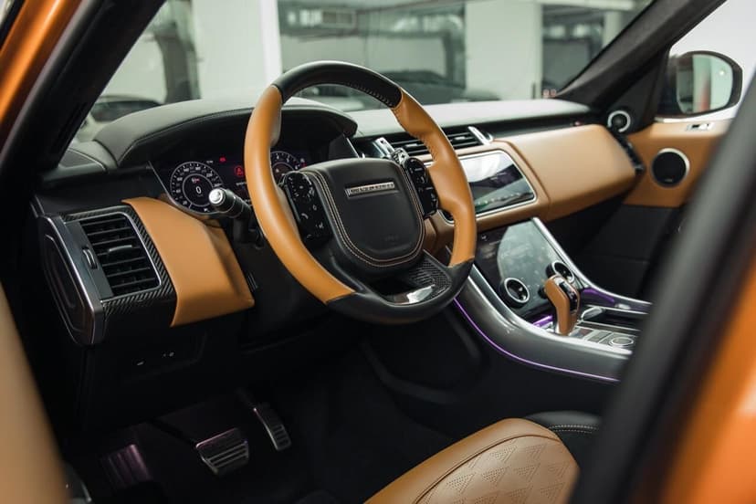 Range Rover SVR Rental Dubai - View 8
