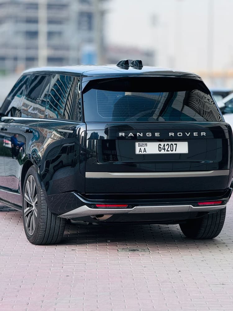 Rent Luxury Range Rover Vogue 2024 in UAE