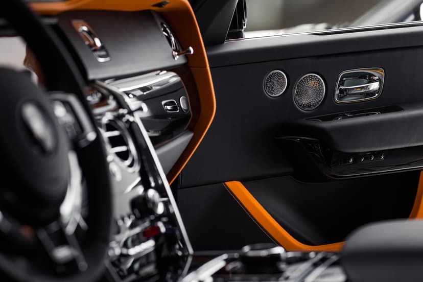 Rolls Royce Cullinan 2021 Rental Dubai - View 4