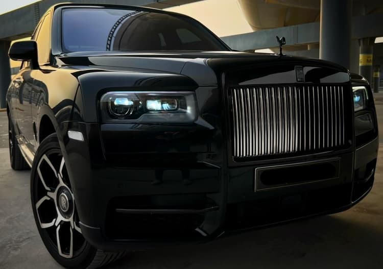 Rent Rolls Royce Cullinan Black Badge 2022 in UAE