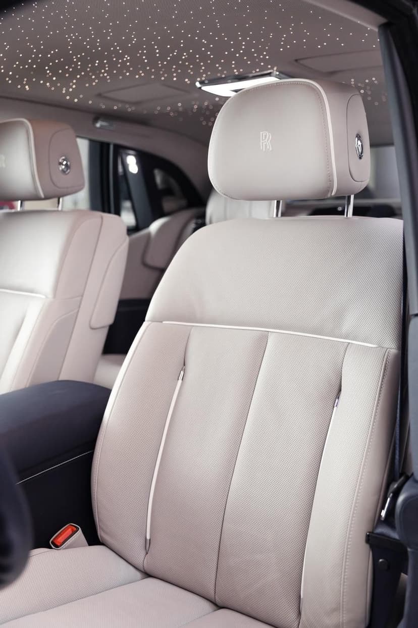 Rent Rolls Royce Phantom 2023 in UAE